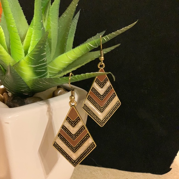 Jewelry - Retro vibes earrings